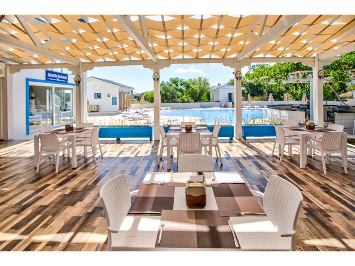 Queen Aphrodite Hotel Karpasa Buitenkant foto