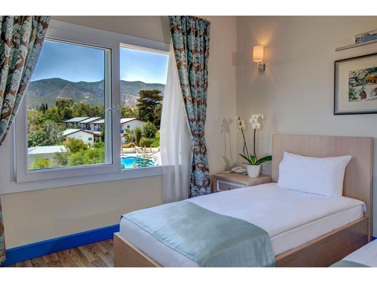 Queen Aphrodite Hotel Karpasa Buitenkant foto