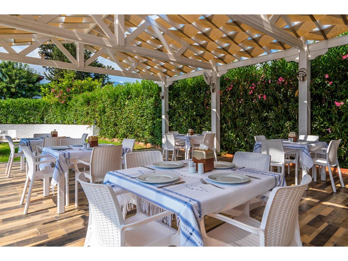 Queen Aphrodite Hotel Karpasa Buitenkant foto