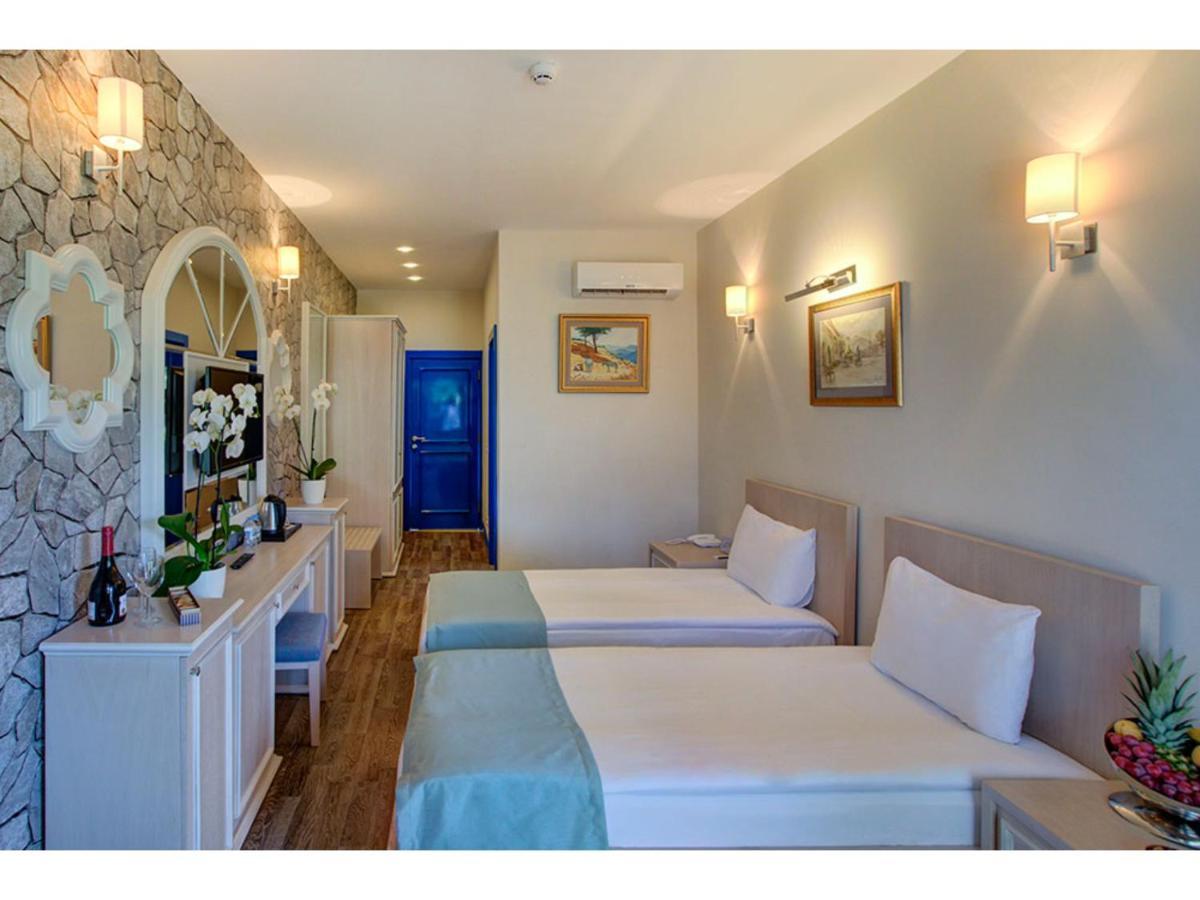 Queen Aphrodite Hotel Karpasa Buitenkant foto