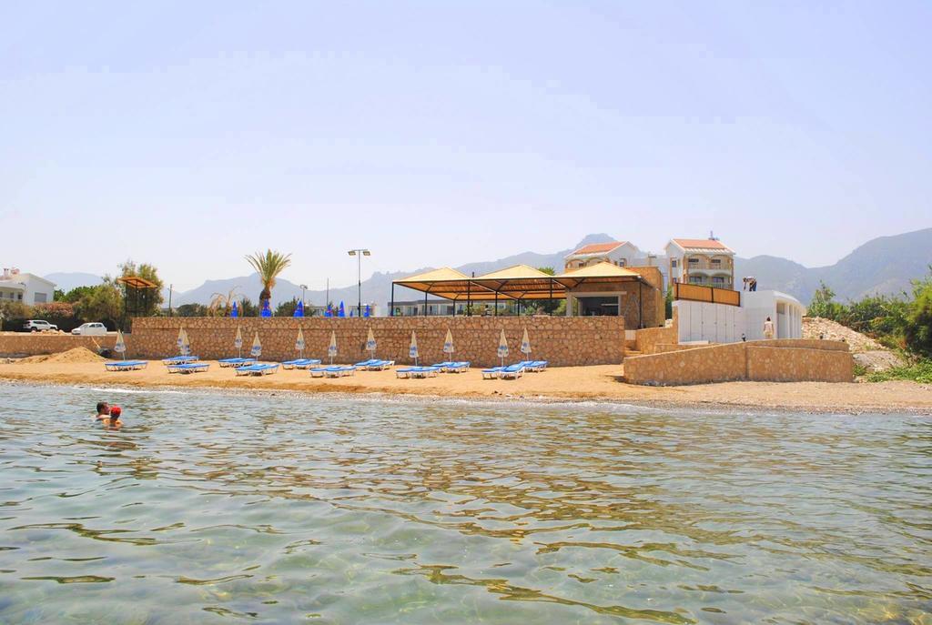 Queen Aphrodite Hotel Karpasa Buitenkant foto